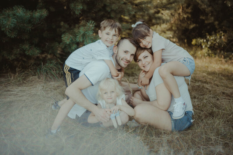 WERONIKA-DĄBROWSKA-FOTOGRAF-SESJE-RODZINNE (2)